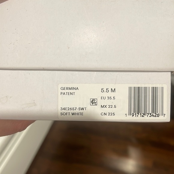 Calvin Klein Germina wedges NIB - soft white - Picture 2 of 7